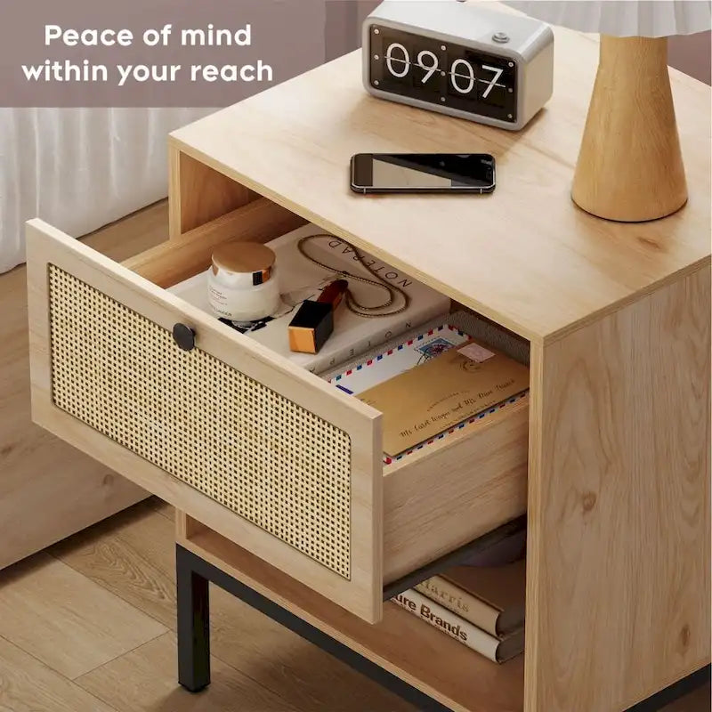 Table de chevet bohème en rotin naturel avec tiroir