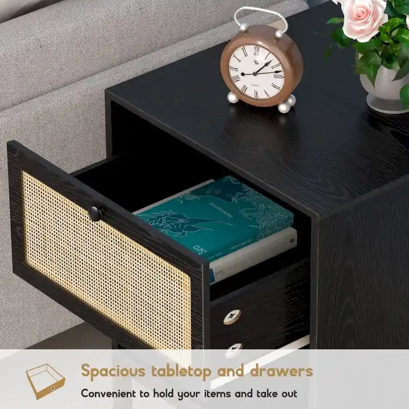 Table de chevet bohème en rotin naturel avec tiroir