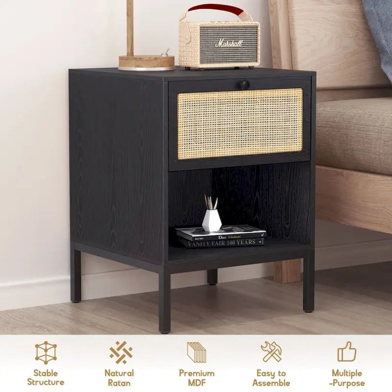 Table de chevet bohème en rotin naturel avec tiroir